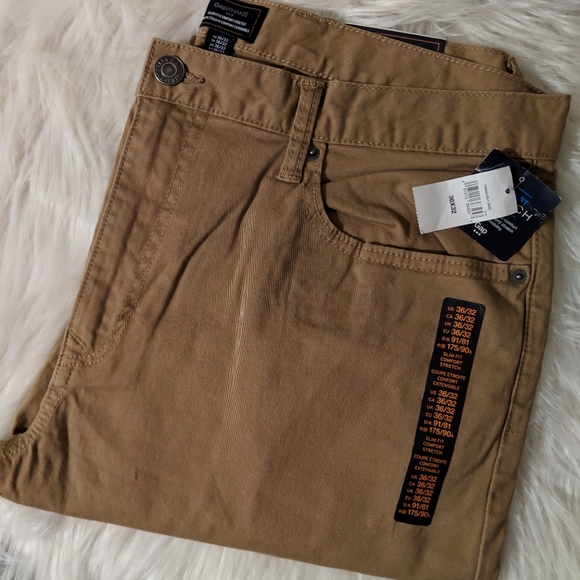 Men's Gap Khakis - Picture 1 of 3